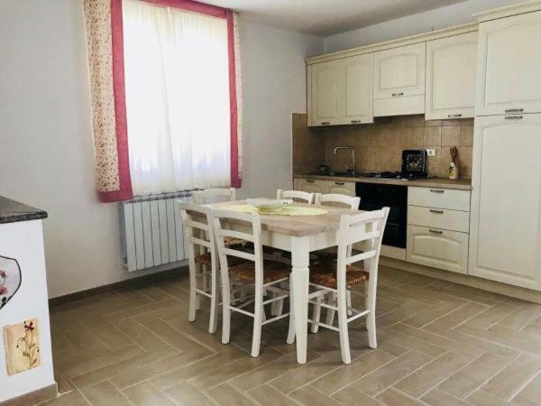 סן סברינו לוקאנו Residence Villa Gioia מראה חיצוני תמונה